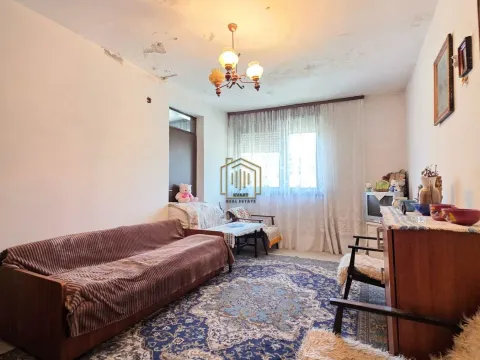 Prodaja, jednosoban stan, 34m², Cetinje, Crna Gora - image 1