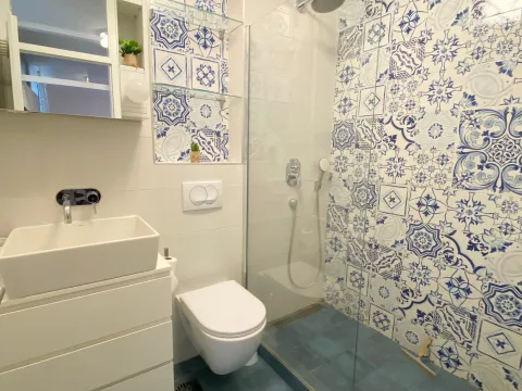 Sale, three bedroom apartment, 100m², Blok 5, Podgorica - image 8