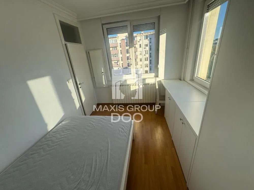 Sale, two bedroom apartment, 48m², Novi Beograd Blok 22, Novi Beograd Sve Podlokacije