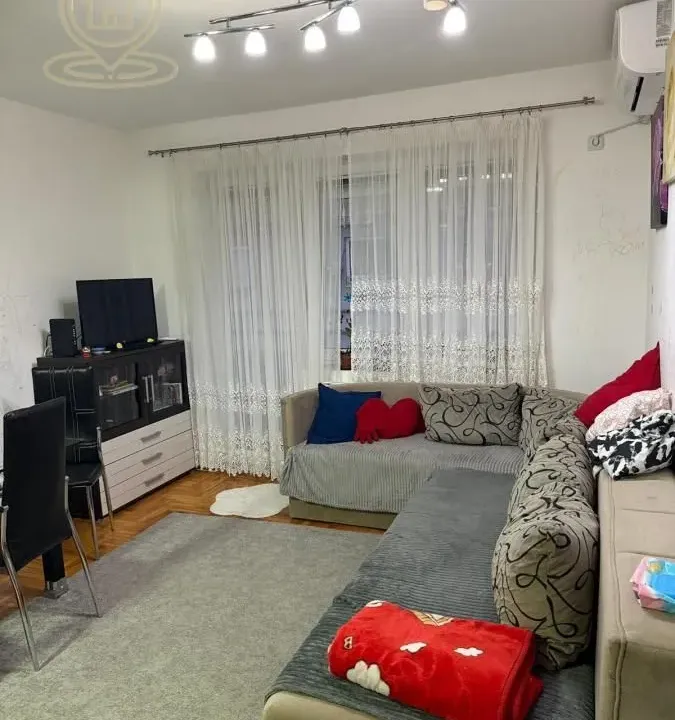 Prodaja, dvosoban stan, 53m², Centar, Kragujevac