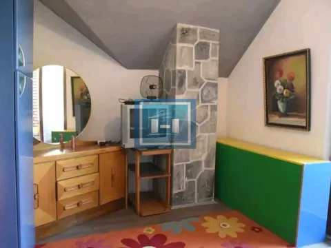 Sale, house, 350m², Lipova, Vrnjačka Banja - image 19