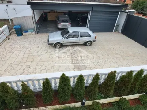 Sale, house, 220m², Palilula Sve Podlokacije, Beograd - image 15