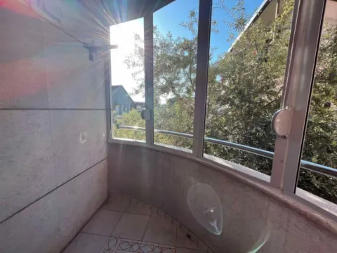 Izdavanje, jednosoban stan, 36m², Stari Aerodrom, Podgorica - image 4