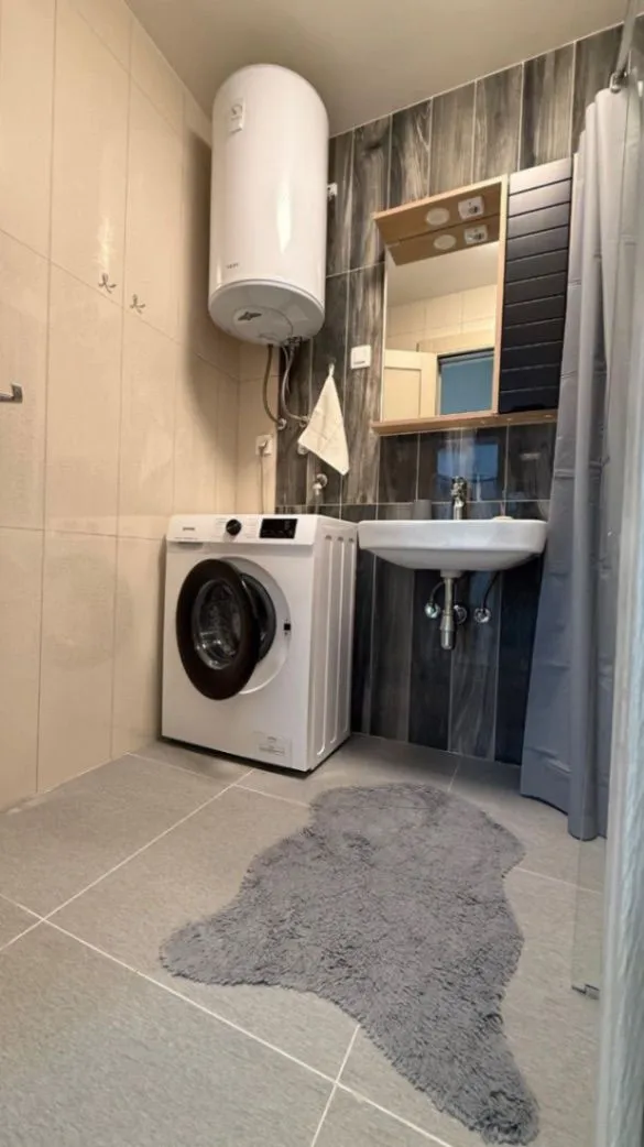 Rent, one bedroom apartment, 42m², Centar, Budva