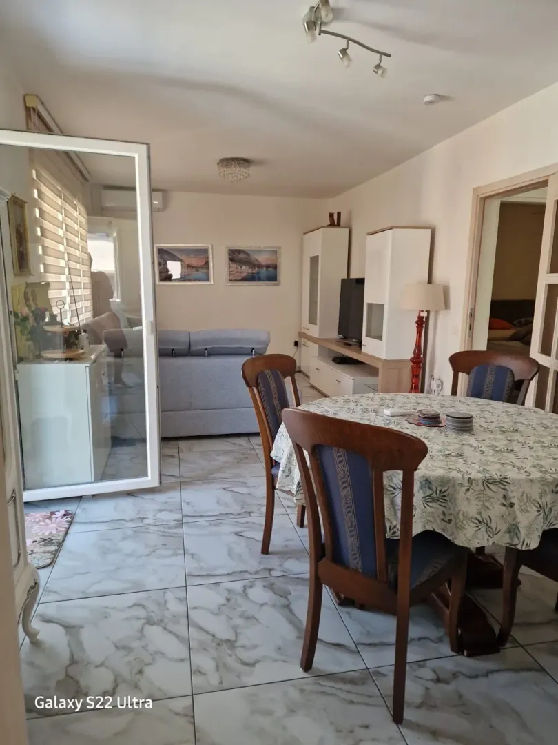 Rent, two bedroom apartment, 68m², Prčanj, Kotor