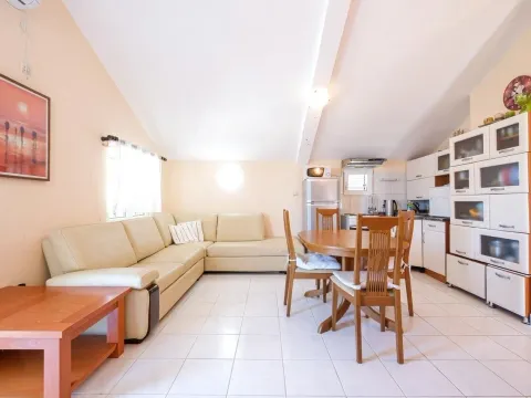 Prodaja, dvosoban stan, 53m², Orahovac, Kotor - image 22