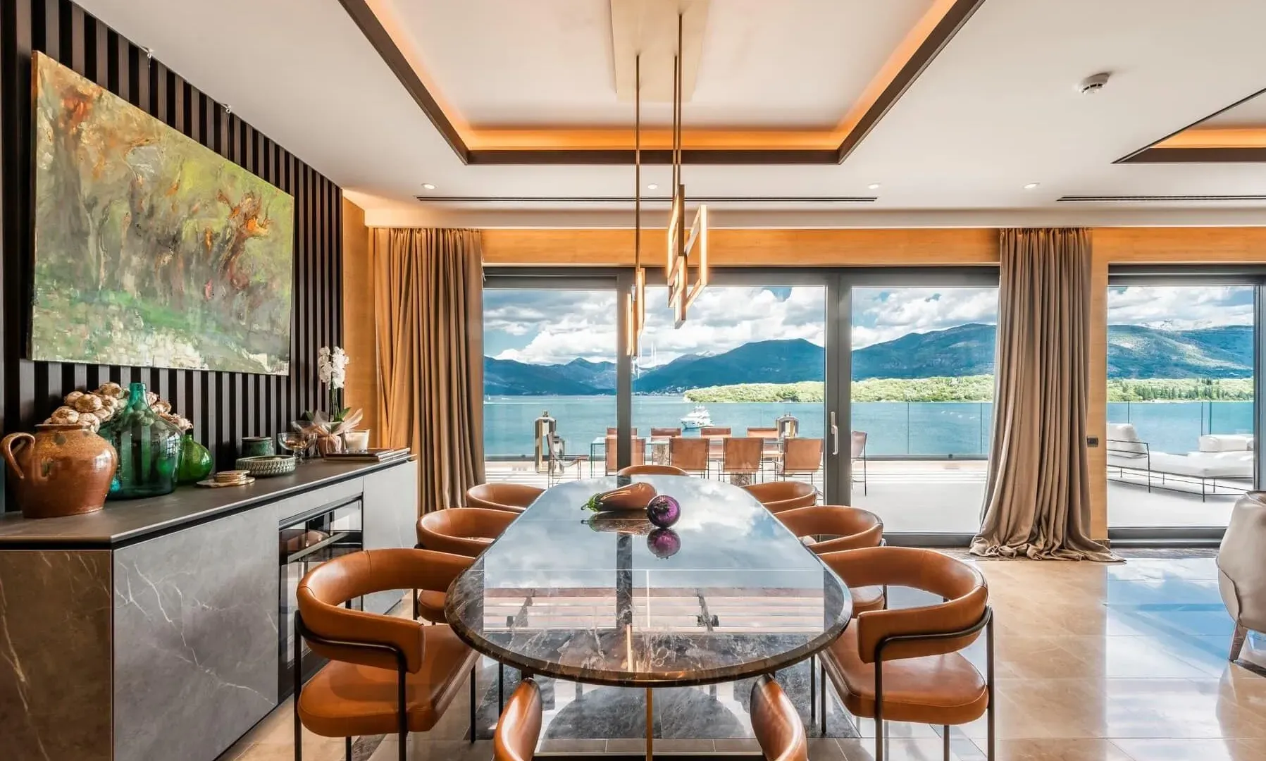 Sale, four bedroom apartment, 500m², Đuraševići, Tivat