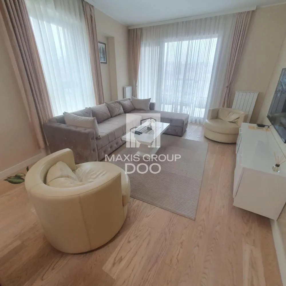 Prodaja, trosoban stan, 82m², Savski Venac, Beograd