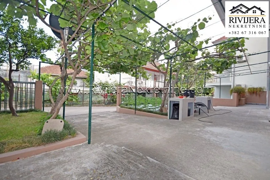 Prodaja, kuća, 285m², Đenovići, Herceg Novi