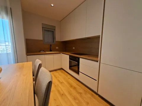 Rent, two bedroom apartment, 120m², Donji Štoj, Ulcinj - image 12