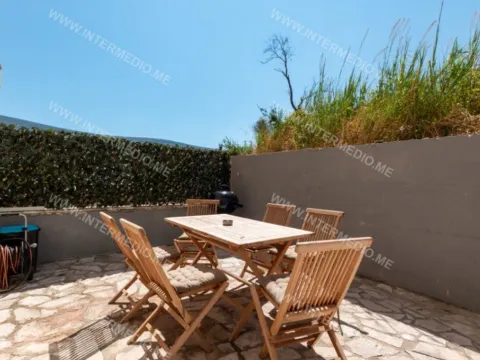 Sale, one bedroom apartment, 50m², Đenovići, Herceg Novi - image 3