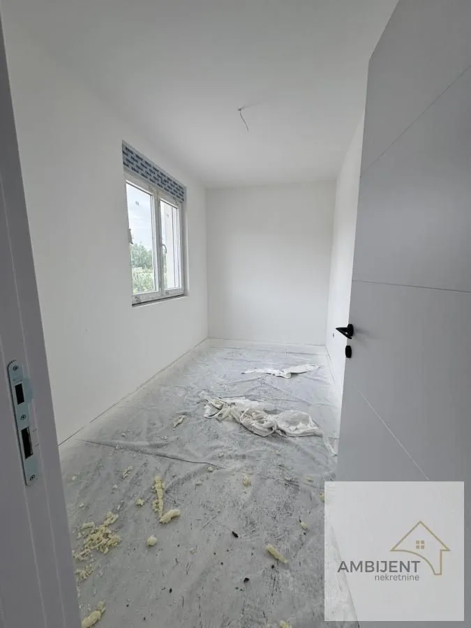 Prodaja, dvosoban stan, 53m², Novi Banovci, Stara Pazova