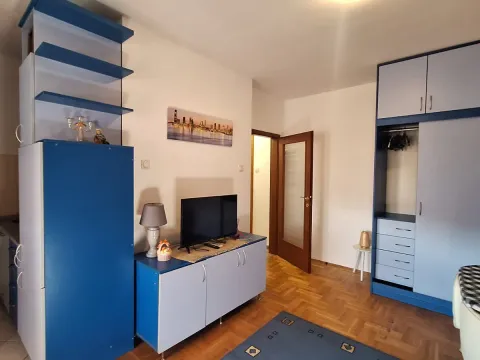 Rent, studio apartment, 29m², Zabjelo, Podgorica - image 2