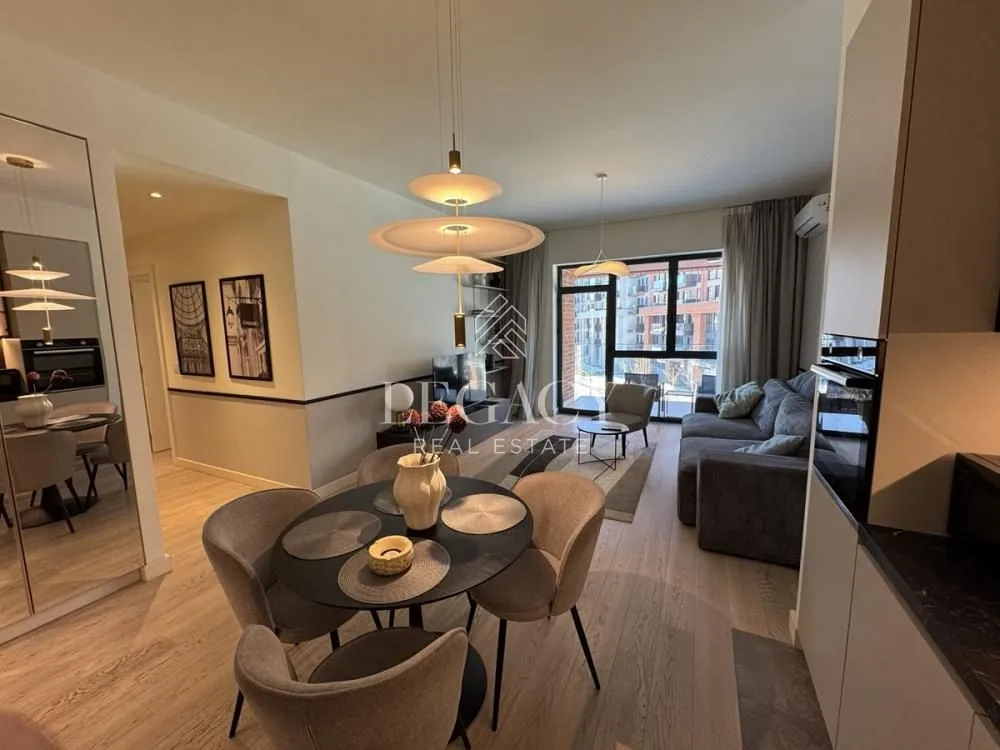 Rent, three bedroom apartment, 80m², Savski Venac, Beograd