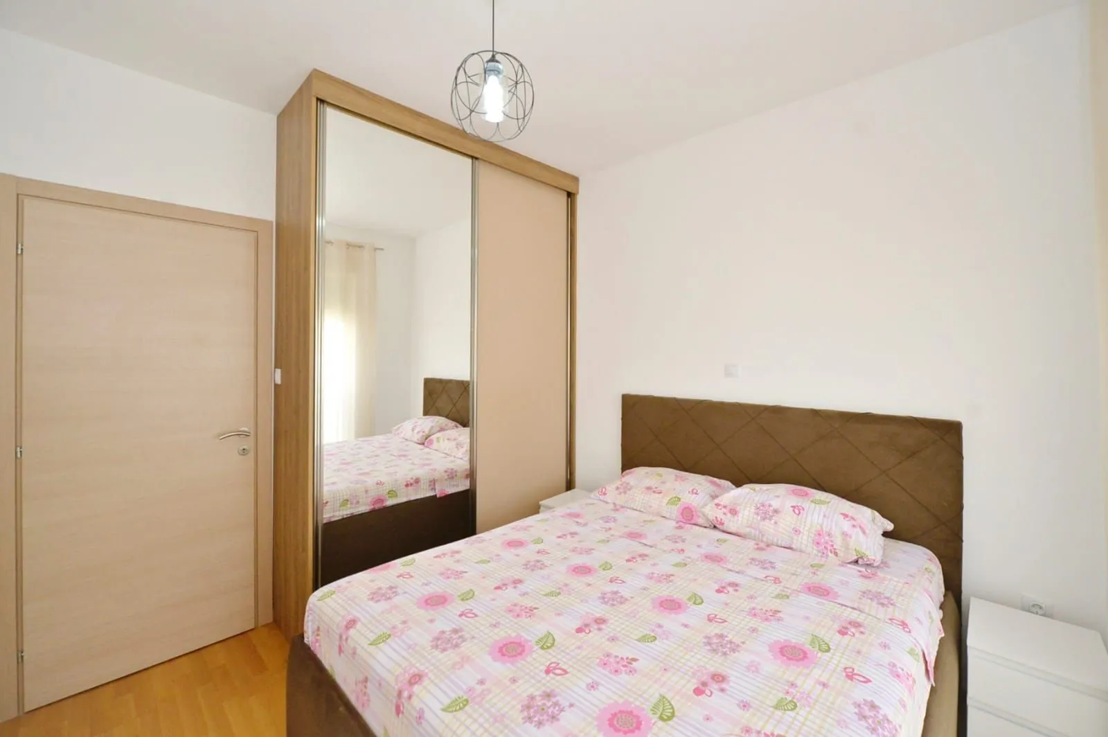 Daily-rent, two bedroom apartment, 60m², Budva okolina, Budva