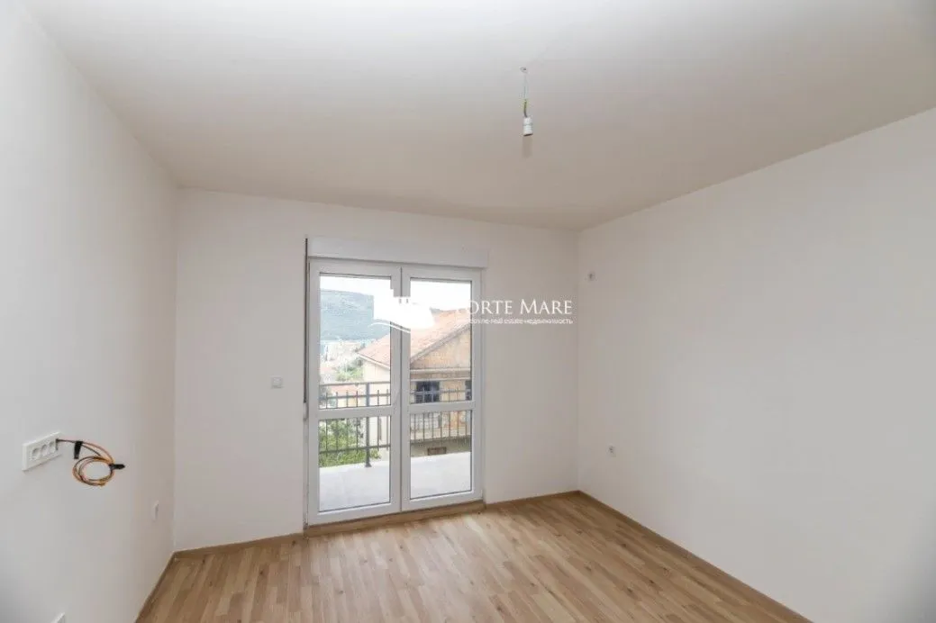 Prodaja, jednosoban stan, 43m², Đenovići, Herceg Novi