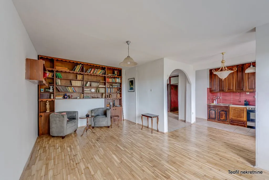 Prodaja, jednosoban stan, 49m², Stari Grad, Beograd