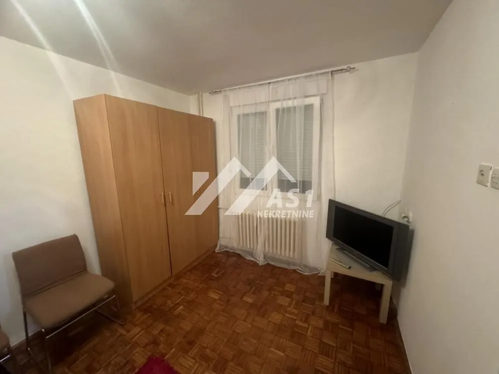 Izdavanje, jednosoban stan, 36m², Detelinara, Novi Sad Sve Podlokacije