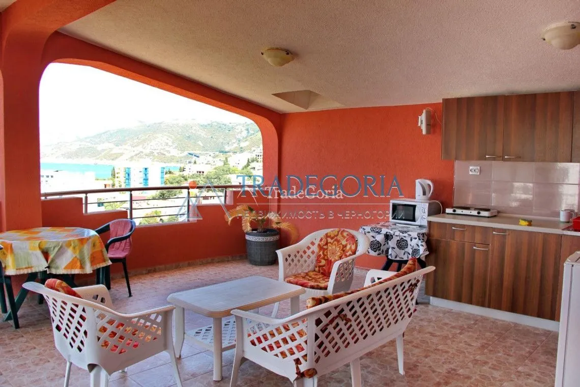 Prodaja, ugostiteljski objekat, 376m², Dobra Voda, Bar