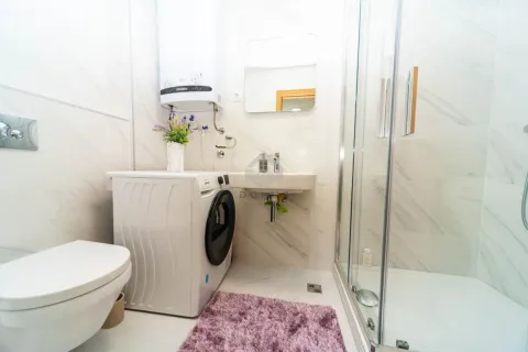 Izdavanje, dvosoban stan, 71m², New City, Podgorica - image 10