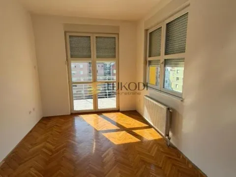 Sale, four bedroom apartment, 120m², Stari grad, Novi Sad - image 9