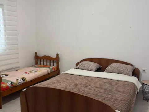 Izdavanje, jednosoban stan, 45m², Zagorič, Podgorica - image 3