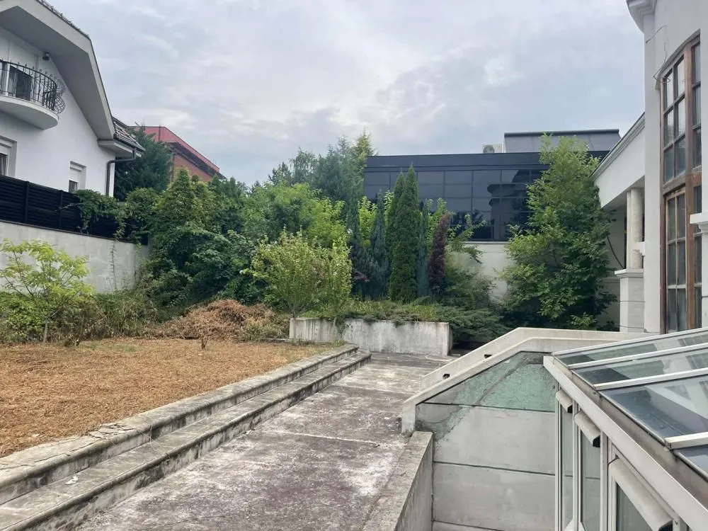 Prodaja, kuća, 1302m², Savski Venac, Beograd
