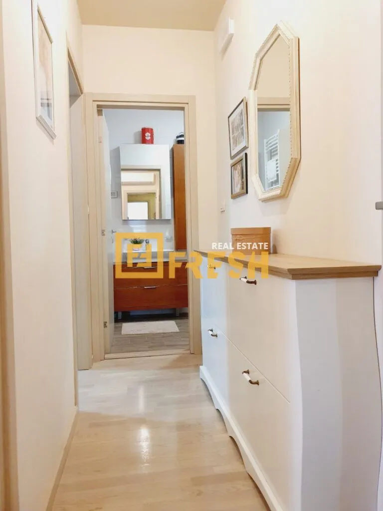 Rent, three bedroom apartment, 100m², City Kvart, Podgorica