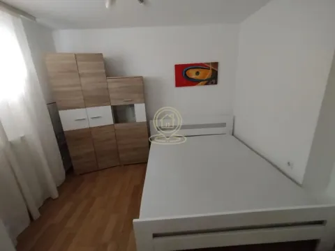 Rent, three bedroom apartment, 70m², Vračar Sve Podlokacije, Beograd - image 8
