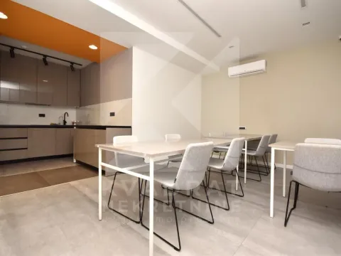 Izdavanje, poslovni prostor, 391m², Preko Morače, Podgorica - image 23