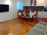 Izdavanje, kuća, 250m², Herceg Novi, Crna Gora - image 8