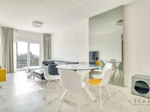 Rent, two bedroom apartment, 60m², Petrovac, Budva - image 5