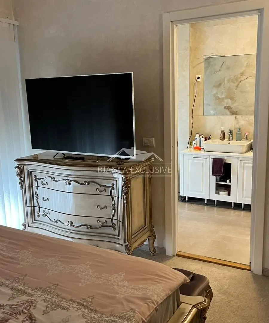 Prodaja, stan, 231m², Savski Venac, Beograd