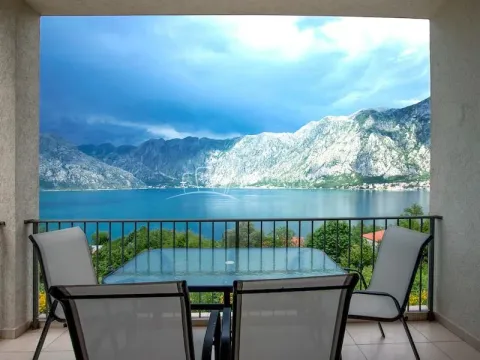 Sale, two bedroom apartment, 99m², Prčanj, Kotor - image 10