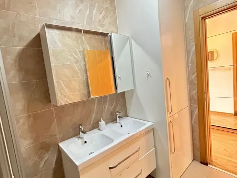 Rent, two bedroom apartment, 60m², Blok 9, Podgorica - image 10