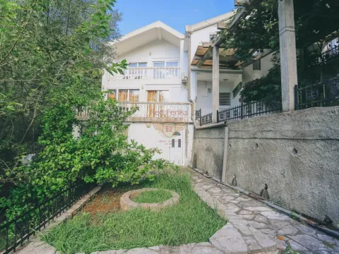 Sale, house, 200m², Budva, Crna Gora