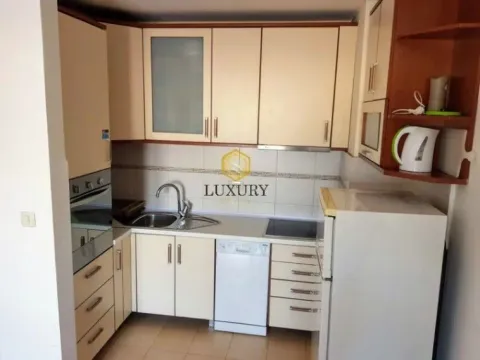 Izdavanje, trosoban stan, 71m², Stari Aerodrom, Podgorica - image 8