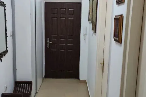 Prodaja, dvosoban stan, 64m², Centar, Podgorica - image 10
