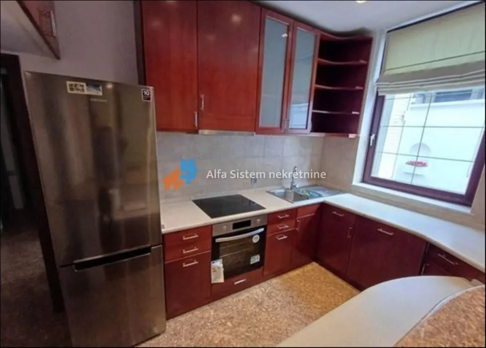 Rent, house, 300m², Voždovac Sve Podlokacije, Beograd