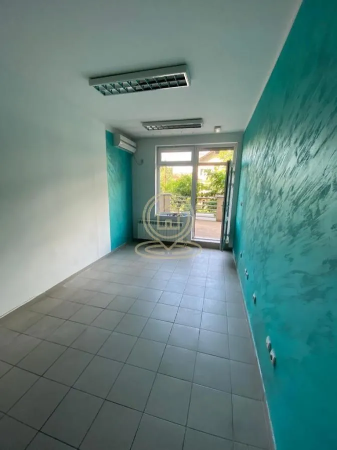 Rent, office space, 20m², Čukarica, Beograd