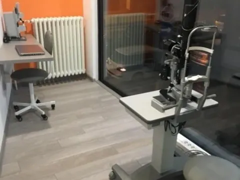 Izdavanje, poslovni prostor, 50m², Stari Grad, Beograd - image 9