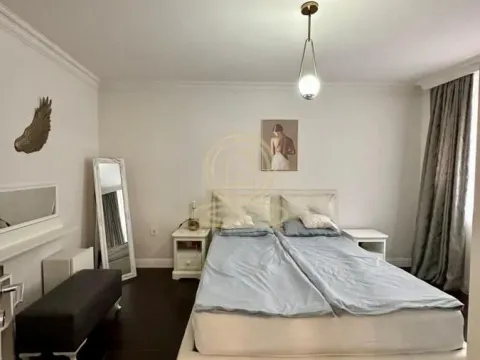 Rent, two bedroom apartment, 65m², Savski Venac, Beograd - image 10