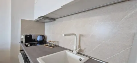 Sale, one bedroom apartment, 45m², Bečići, Budva - image 8
