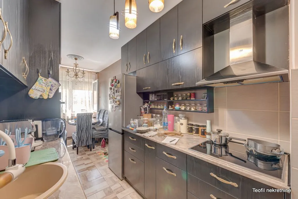 Sale, two bedroom apartment, 84m², Vračar, Šid