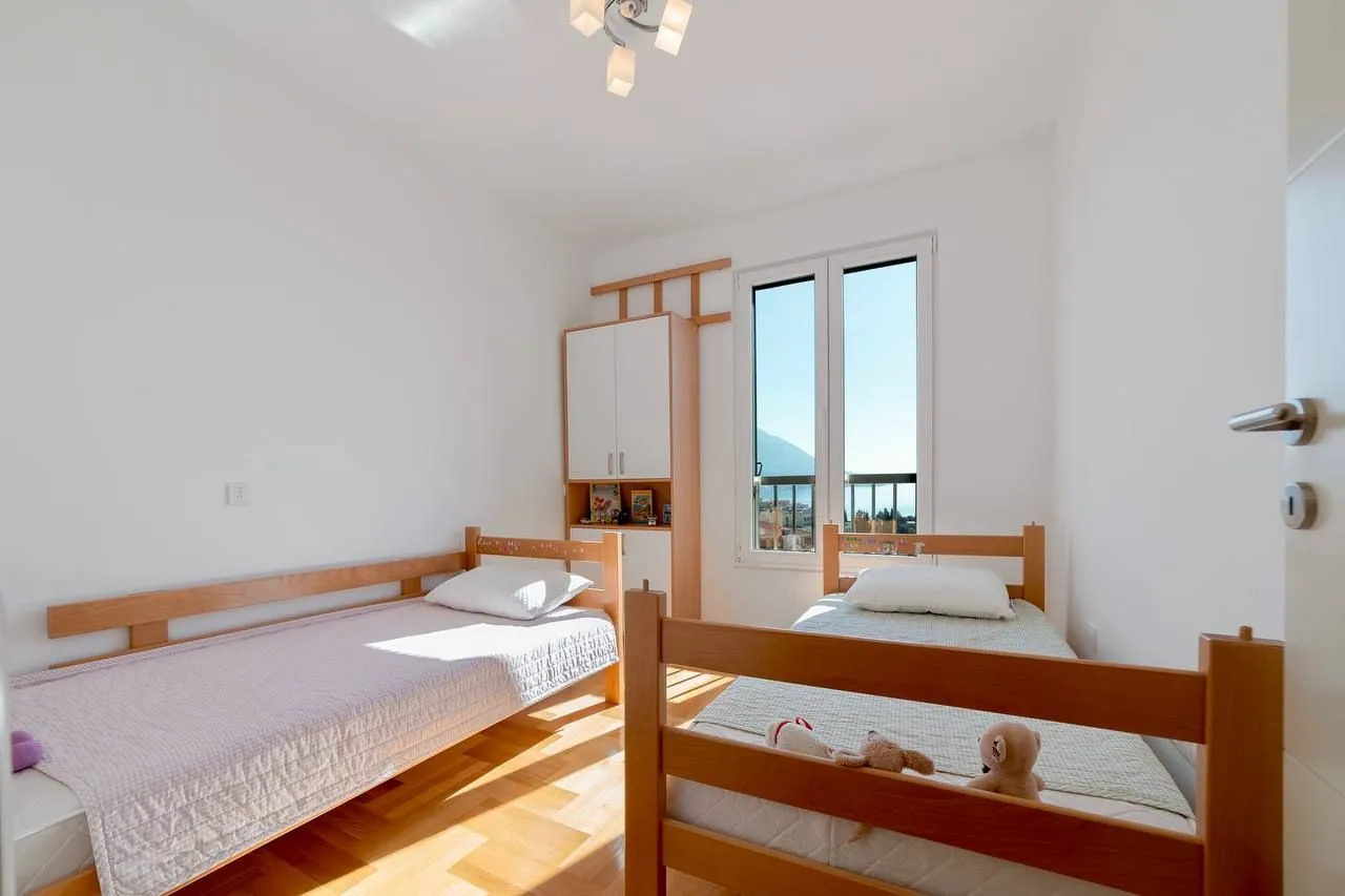 Sale, two bedroom apartment, 69m², Bečići, Budva