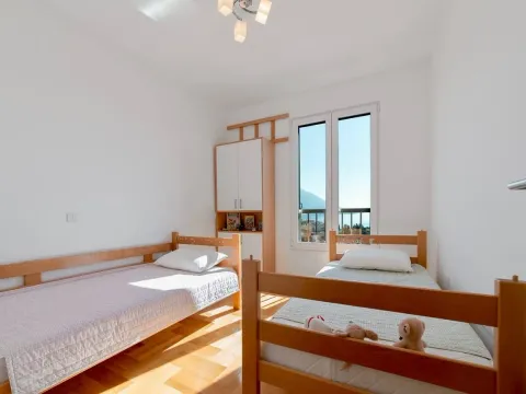 Sale, two bedroom apartment, 69m², Bečići, Budva - image 7