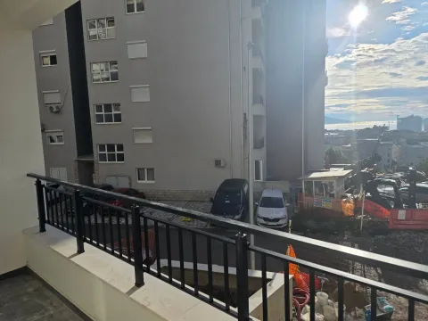 Prodaja, dvosoban stan, 64m², Budva, Crna Gora - image 13