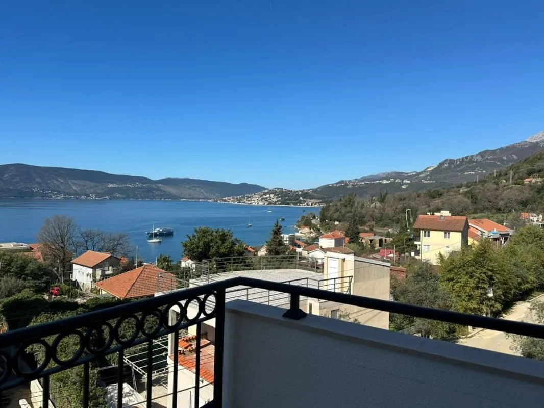 Prodaja, jednosoban stan, 45m², Kumbor, Herceg Novi