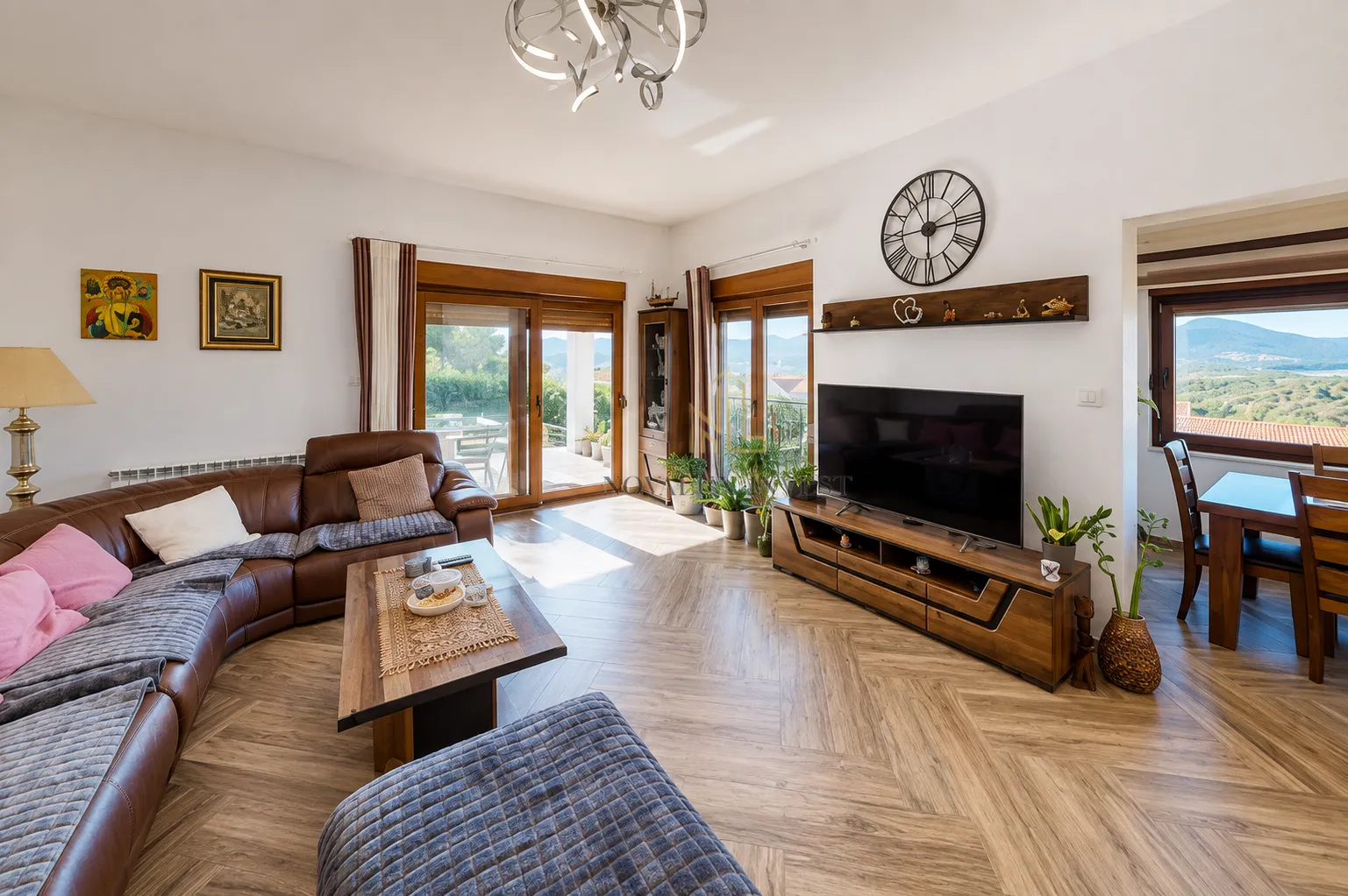 Rent, house, 212m², Kavač, Kotor