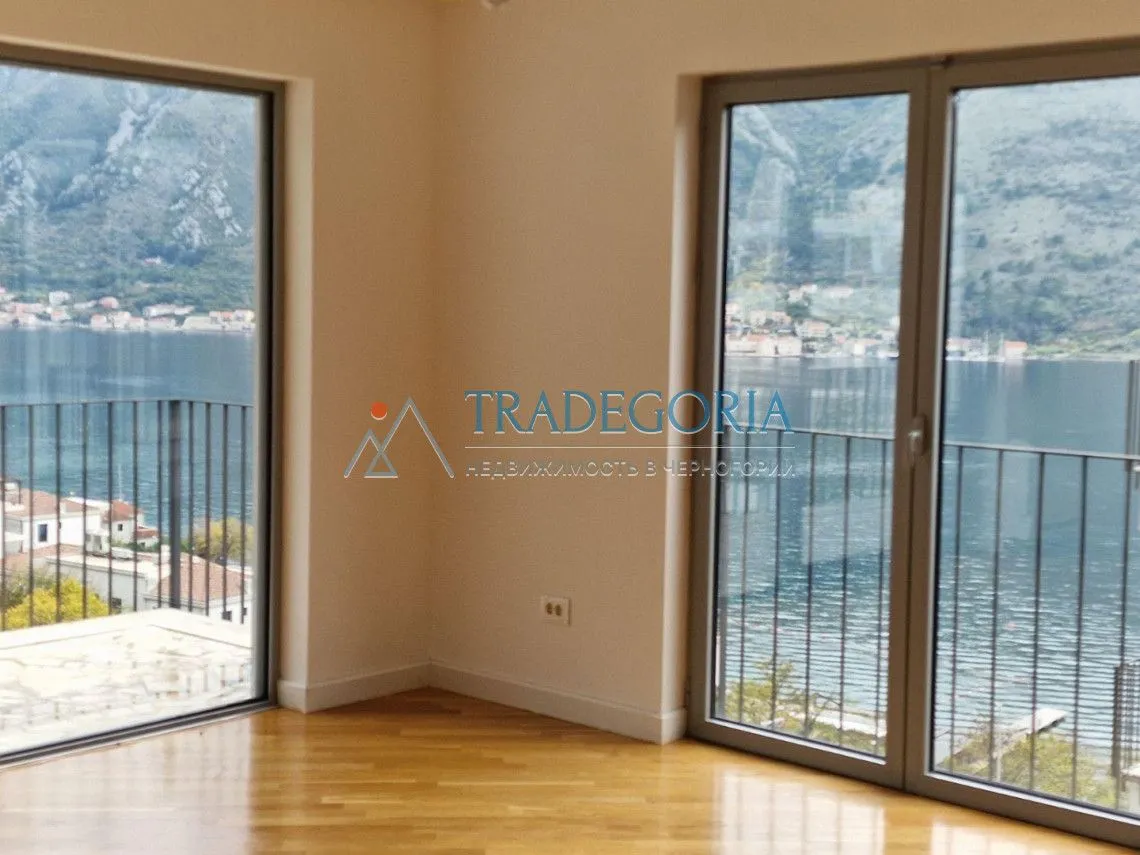 Prodaja, stan, 403m², Kotor, Crna Gora